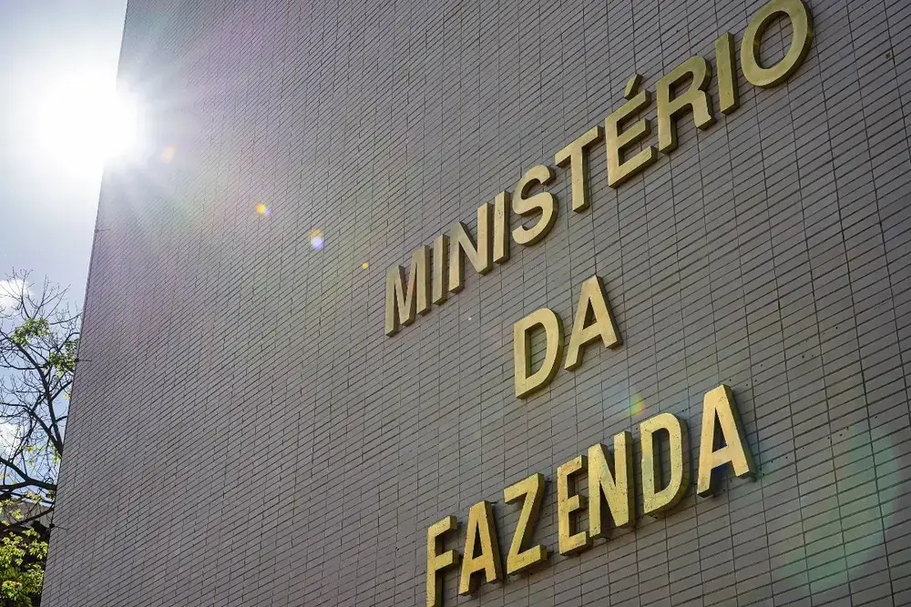 Fazenda amplia prazo para 10 anos na renegociação de dívidas do agro