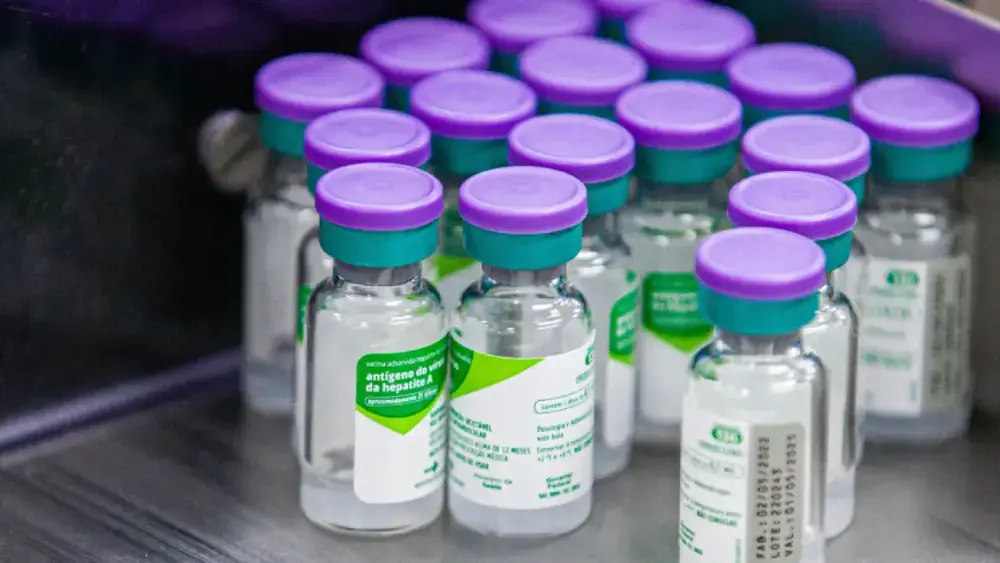 Hepatite A dispara em SP e já supera todo o ano de 2025