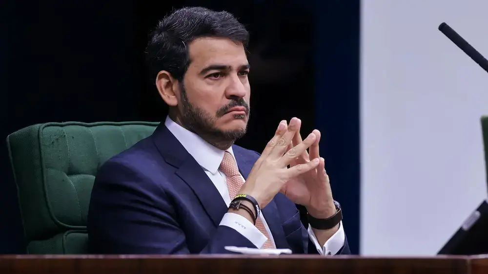Messias debate STF, cobra retidão e tem placar apertado